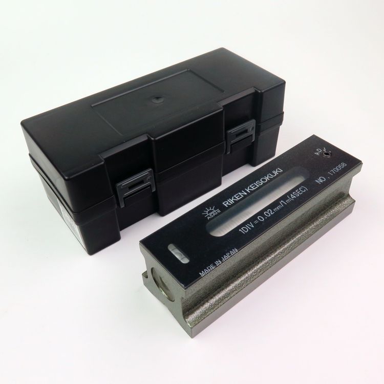 riken日本進(jìn)口理研水平儀RFL-AA1502精密水準(zhǔn)儀扁平型 A 級 AA