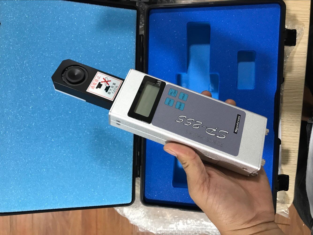 日本SPOTRON獅保龍壓力檢測儀SP-255-F20KN壓力計(jì)